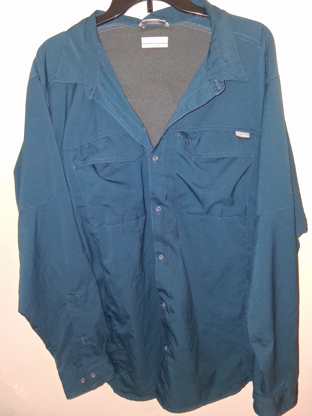 Men's Long-Sleeve Button Shirt in Teal